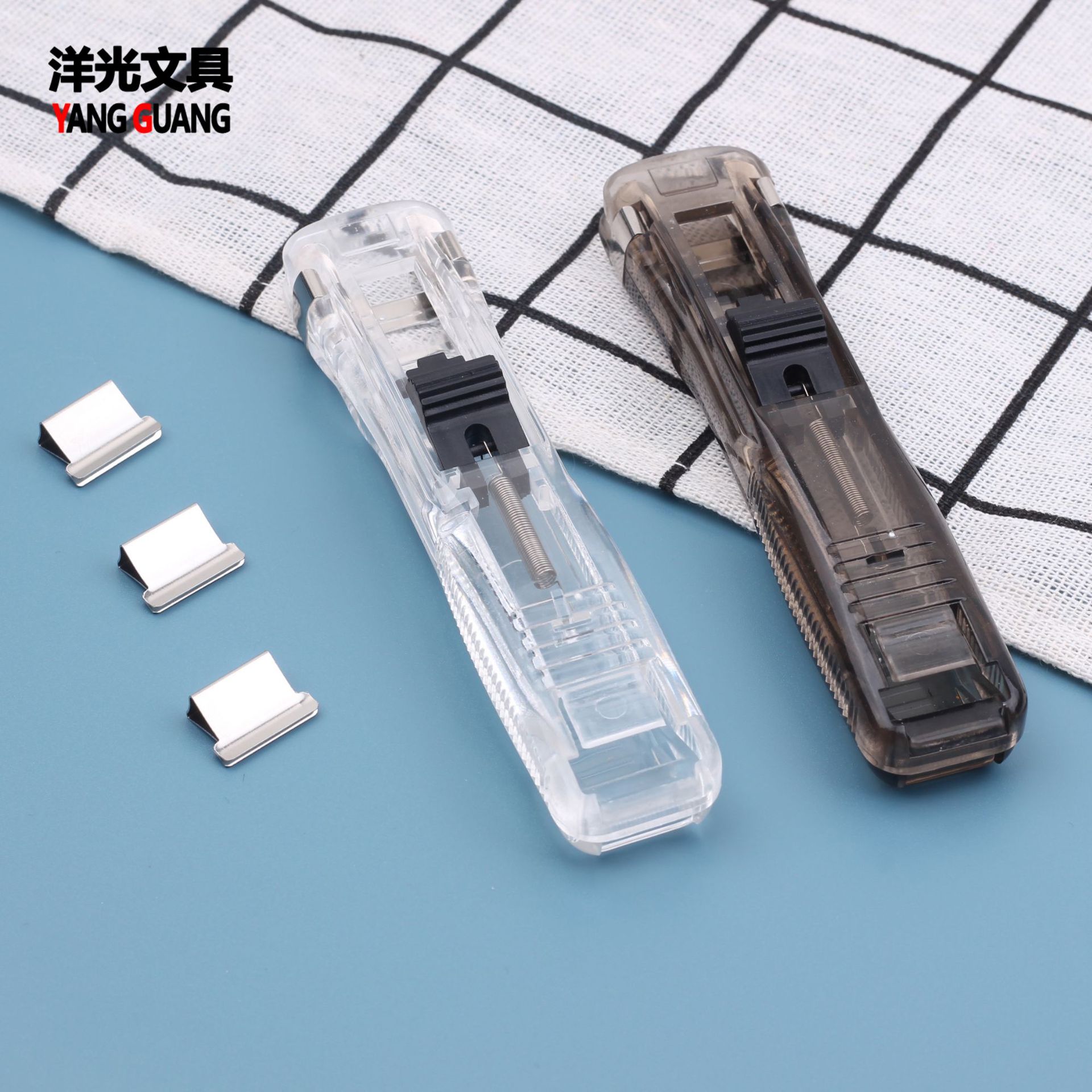 Factory wholesale office stationery medium push clip supplementary clip creative stapler needle-free reusable