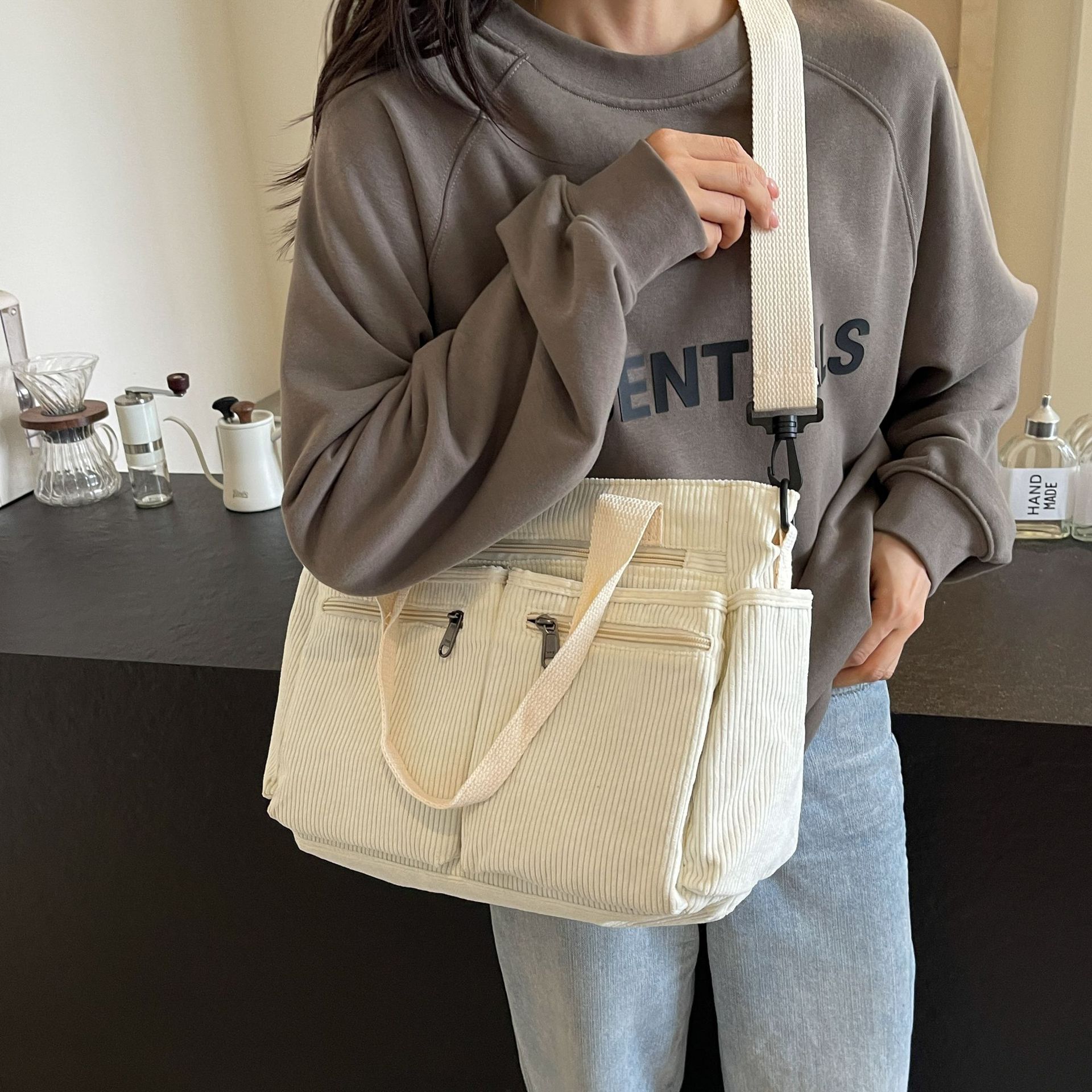 Cross-Border New Women's Tote Bag Made of Corduroy with Multiple Compartments, Large Capacity, Simple Shoulder and Crossbody Daily Bag, in Stock