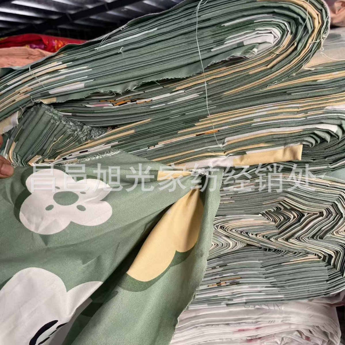 Wholesale Genuine 115g Ready-Made Three- or Four-Piece Set That Can Be Processed, Does Not Pill, Does Not Fade, and Feels Super Soft