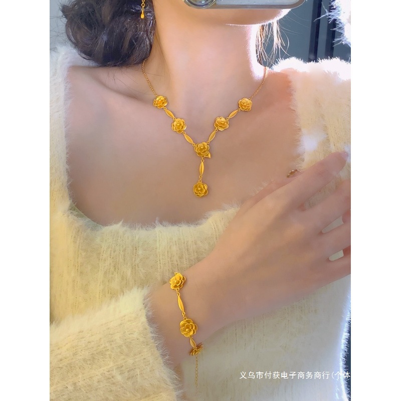 Аутентичный новый китайский стиль, песчаное золото, трехпредметный набор имитации камелии, ожерелье для женщин, высококачественные позолоченные украшения