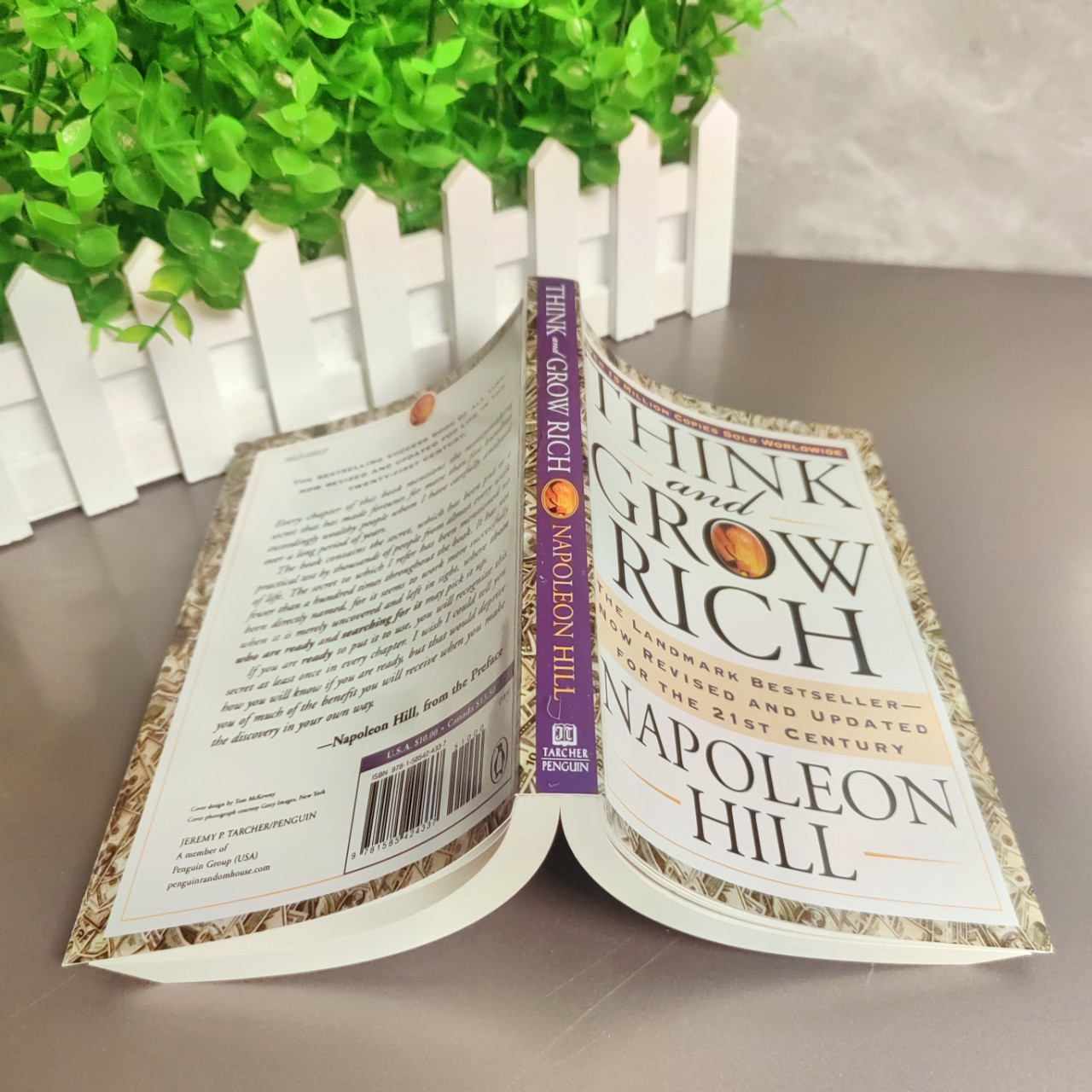 Think and Grow Rich Napoleon Hill Classic