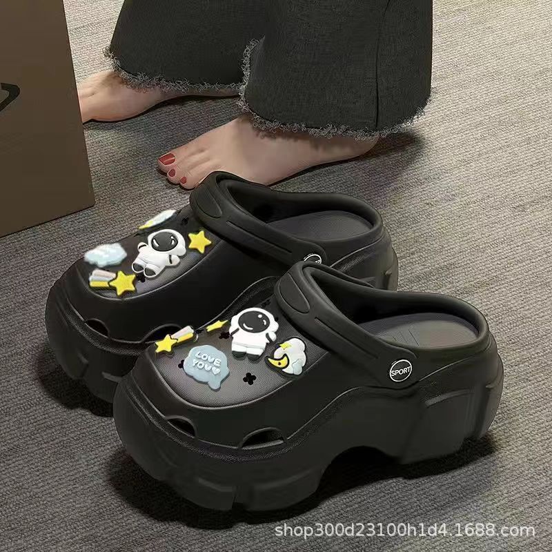 Croc Shoes Women's Summer Outerwear 2023 New Super Thick-Soled Fashion Internet Celebrity Increased Anti-Slip and Deodorant Sandals and Slippers for Women