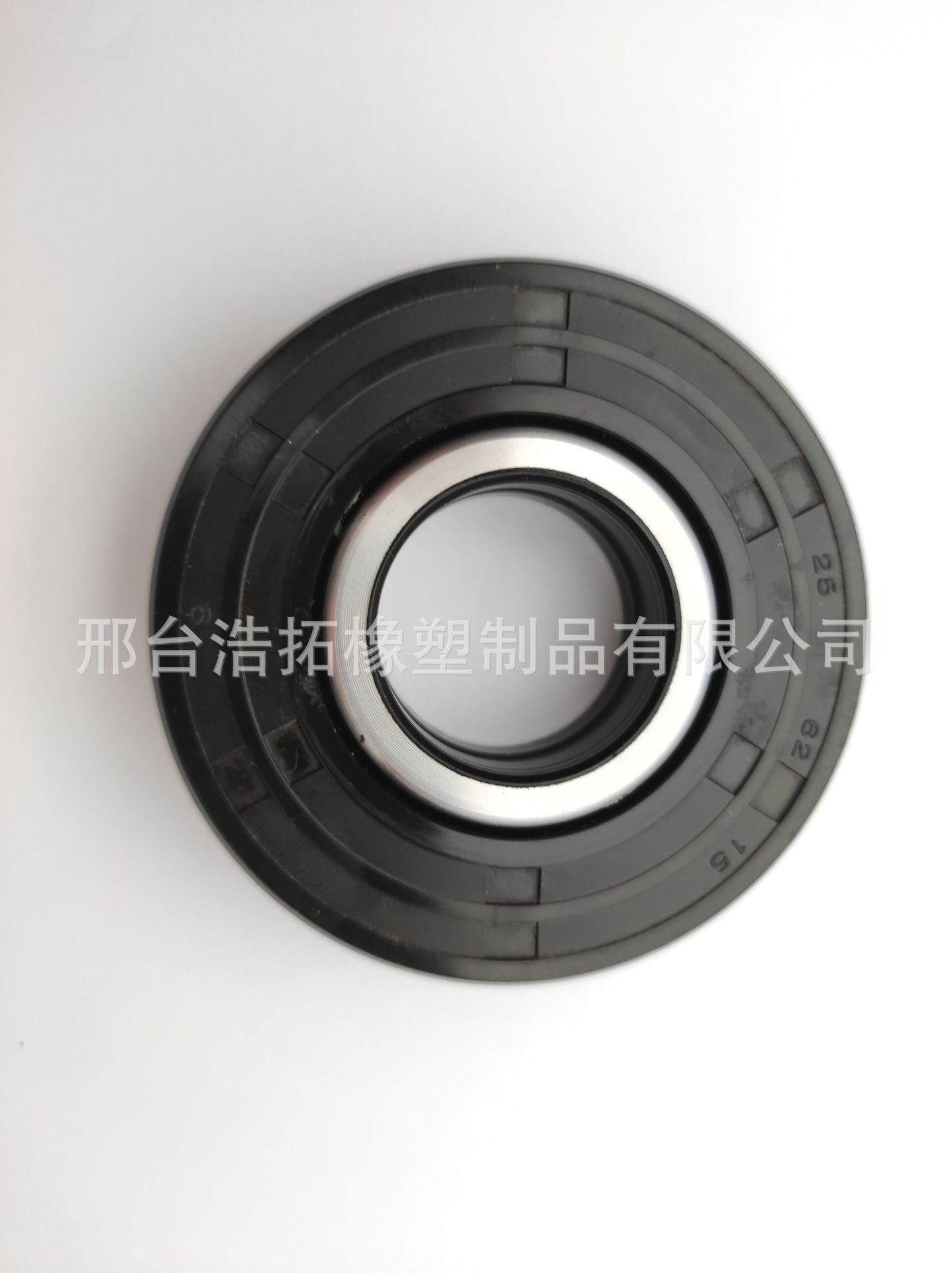 Factory wholesale wode Ruilong supporting wheel oil seal agricultural thickened 25*62*15 Ward Ruilong agricultural machinery harvester