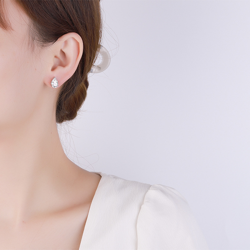 TikTok Cross-border Light Luxury Exquisite Small Internet Celebrity S925 Sterling Silver Earrings Moissanite Grandmother Cut Heart-shaped Horse's Eye Earrings