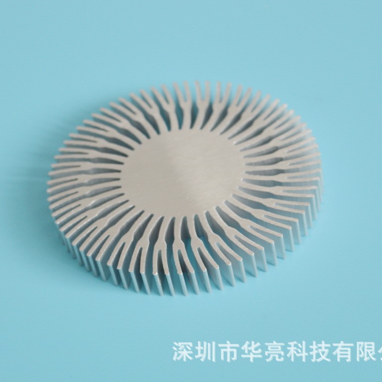 Светодиодный радиатор Me Si COB диаметр 72мм (4~7Вт)