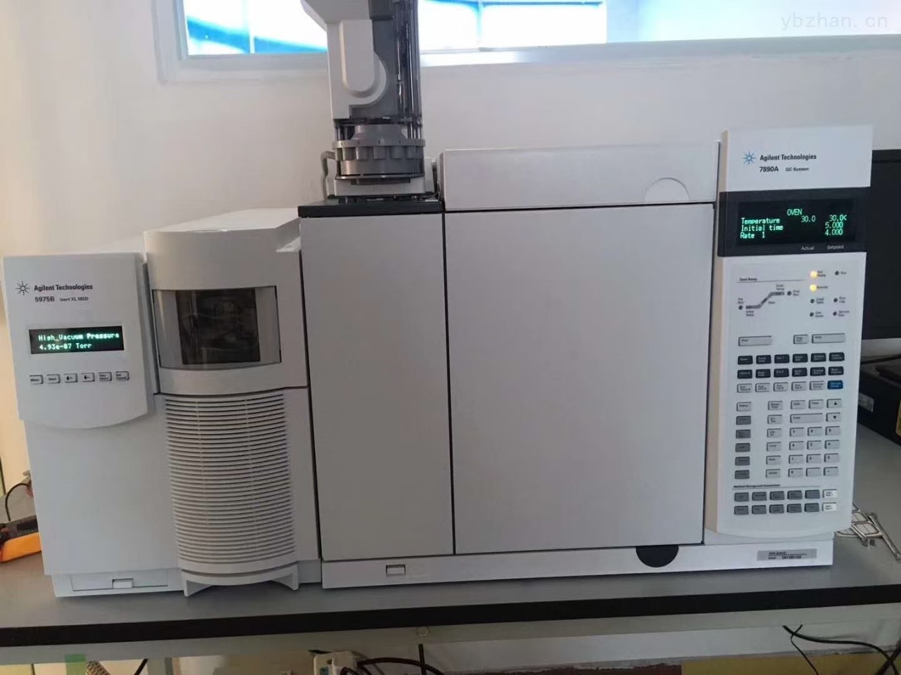 Used Agilent 7890A Gas Chromatograph