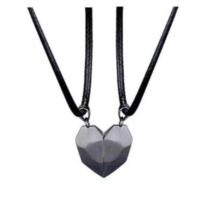 Cross-Border Popular Love Magnetic Necklace Couple Love Splicing Heart-Shaped Pendant Necklace Men and Women Necklace Hip-Hop