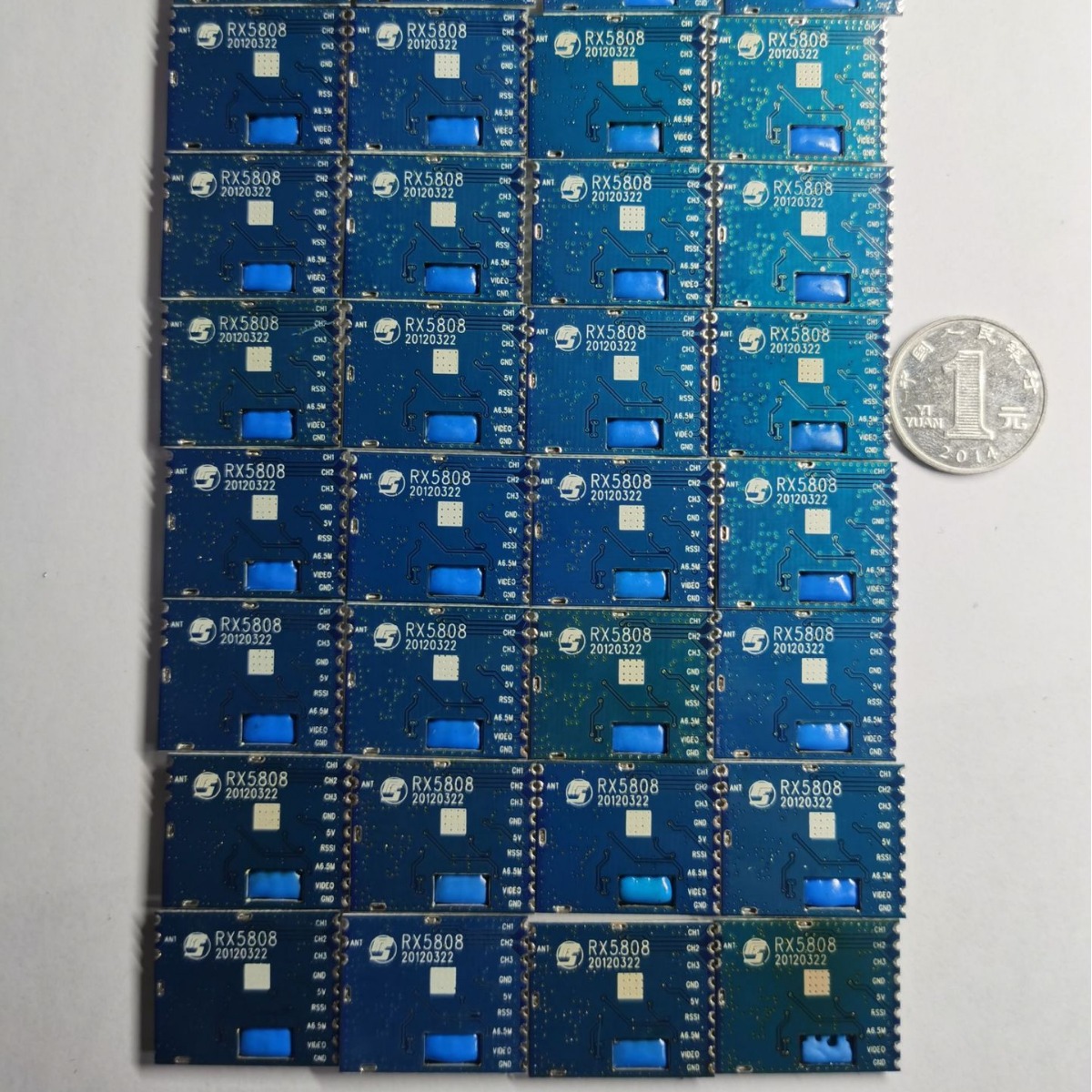 Rx5808 Factory Direct Sales 4.9g 5.8g 6.0g Drone Audio and Video Receiving Module Spi Mode