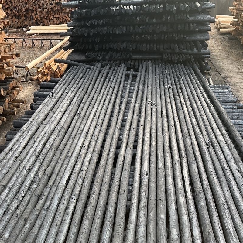 Corrosion-Resistant Oil-Treated Wooden Poles for Communication and Power, Wooden Electric Poles, 6m 7m 8m 9m Oil-Treated Wooden Poles