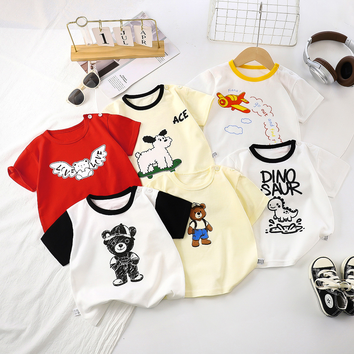 Футболка для детей с коротким рукавом, хлопок, категория А, летняя, новая, для мальчиков и девочек, корейская одежда 2025