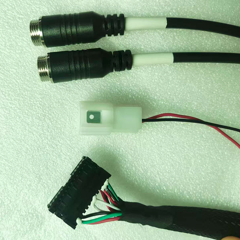 Self-Developed Screen Harness Power Supply Plus Two-Way Ahd Long 5m