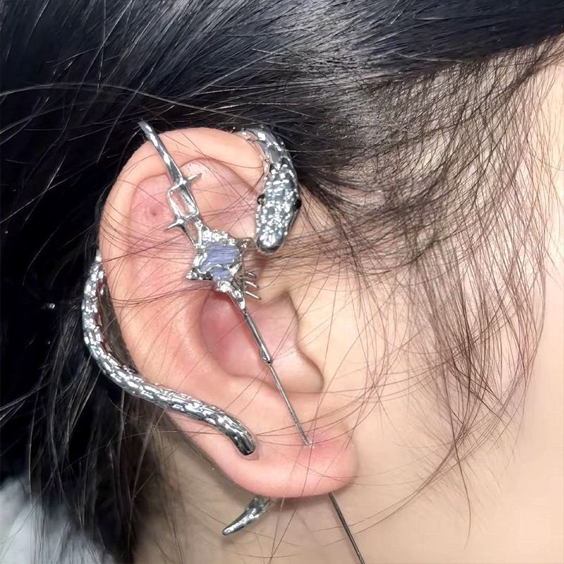 Star Guardian Series Original Piercing Ear Needle Plush Four-Pointed Star Design Niche Design Personalized High-End Ear Hooks