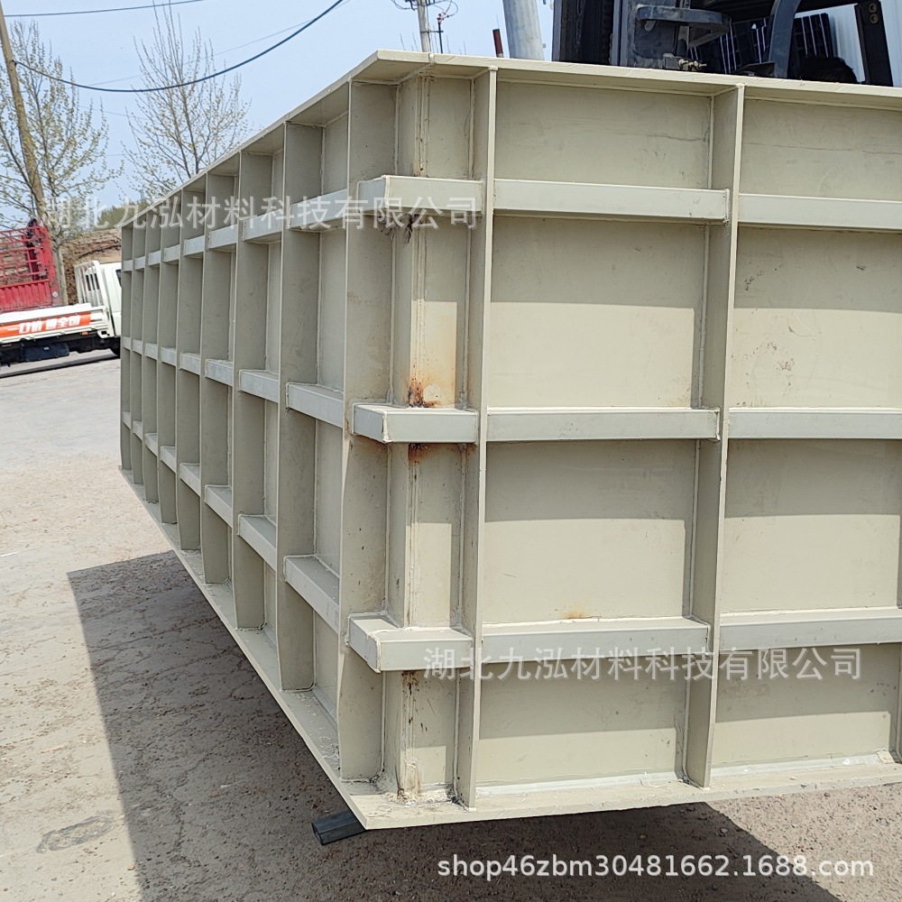 Weldable Pp Water Tank in Pingxiang, Jiangxi, Customized Polypropylene Acid and Alkali Resistant Electroplating Acid Washing Tank with High Temperature Resistance and Thickeneding