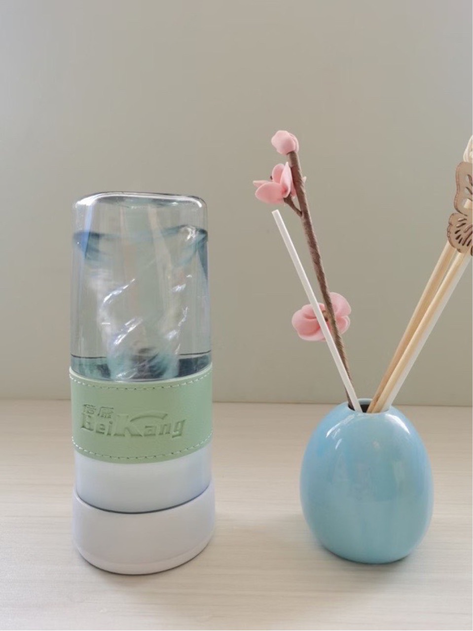 Automatic mixing cup rechargeable lithium battery 300ML capacity source delivery