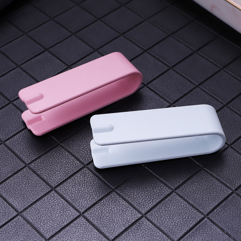 Japanese-style melon seeds peeling device lazy people eating melon seeds peeling artifact watermelon seeds shell opener peeling clip