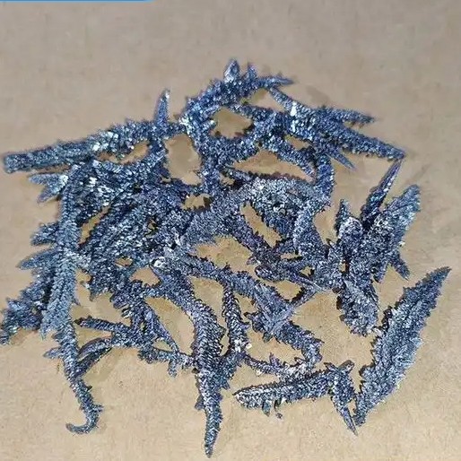 Металлический ванадий обладает хорошей коррозионной стойкостью и высокой температурой плавления. Содержит ванадий V≥99~99.9%