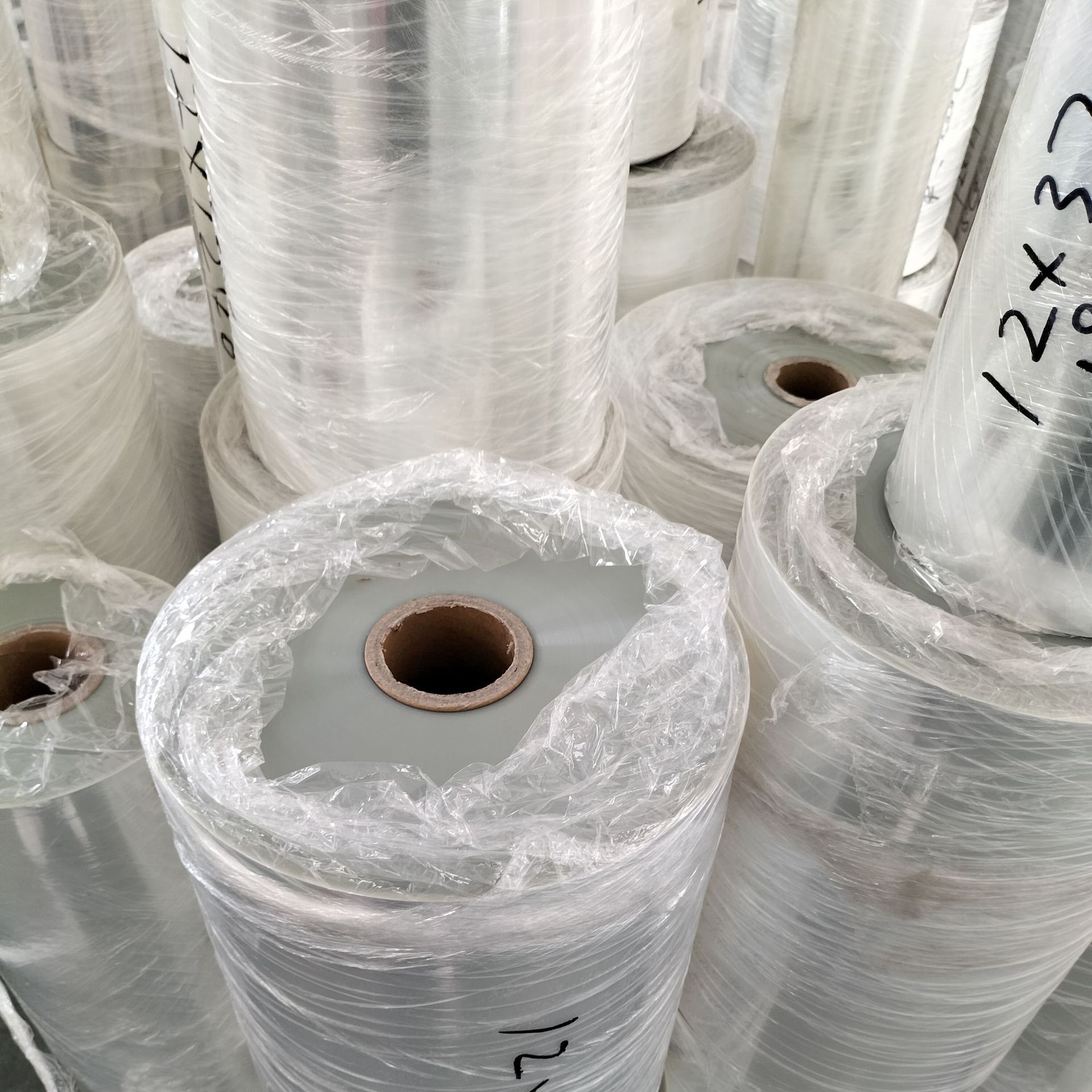 in stock Supply PET Original Film Transparent PET Electrostatic Insulation Film Food Packaging PET Composite Roll Film