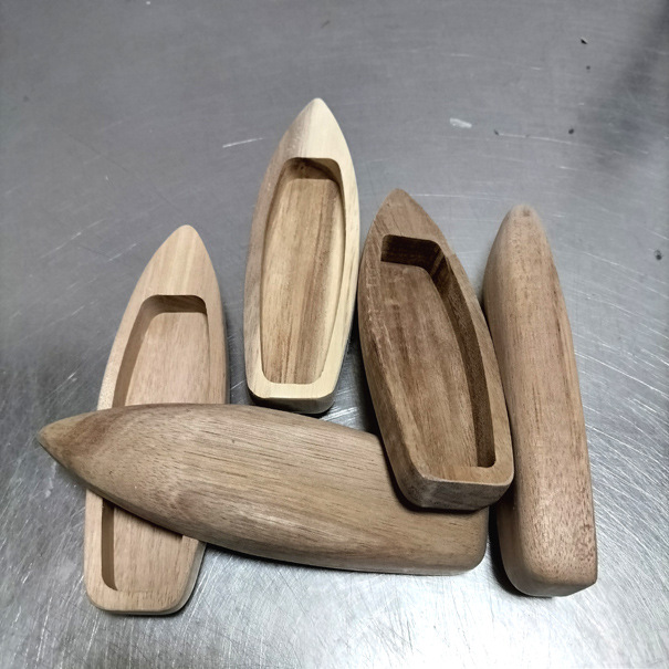 Bonsai Pool Wooden Boat Model Wooden Log Toy Canoe Can Enter the Water Wooden Solid Wood Canoe