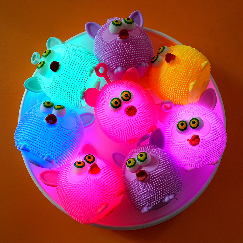 Protruding-Eyed Owl Pinchable Fur Ball Children's Cartoon Luminous Toy Flash Vent Decompression Toy Wholesale