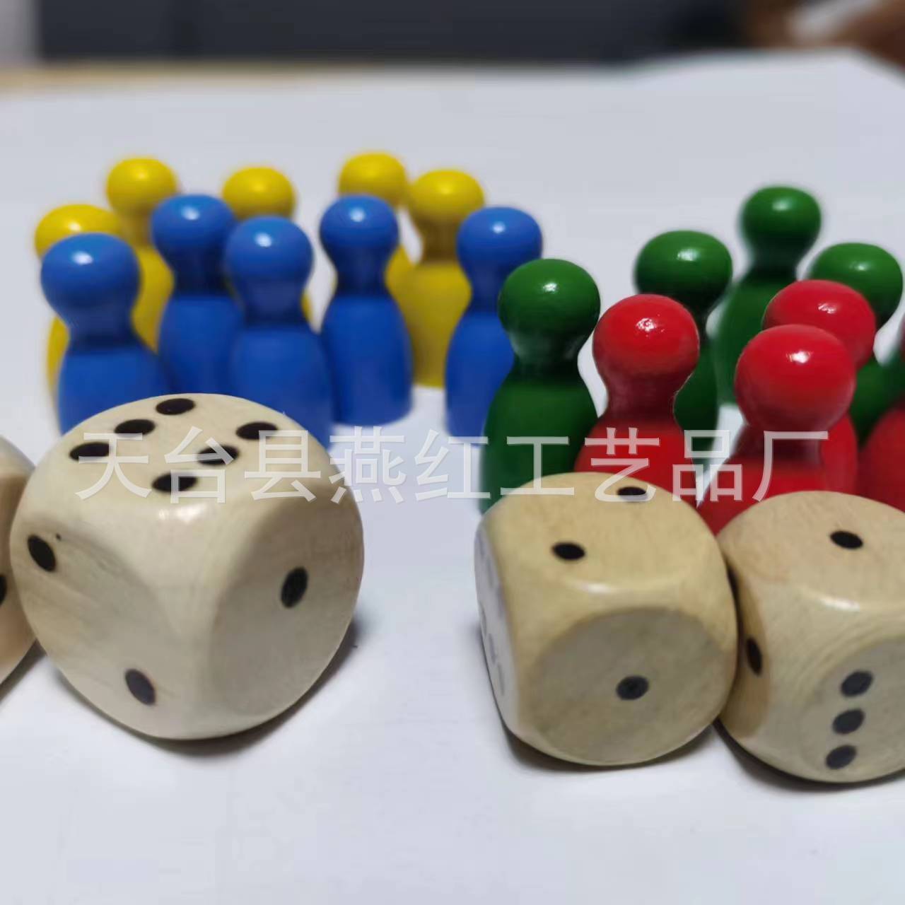 Wooden Human Chess Wooden Dice Chess Set Board Game Accessories Wooden Checkers Flying Chess Wholesale