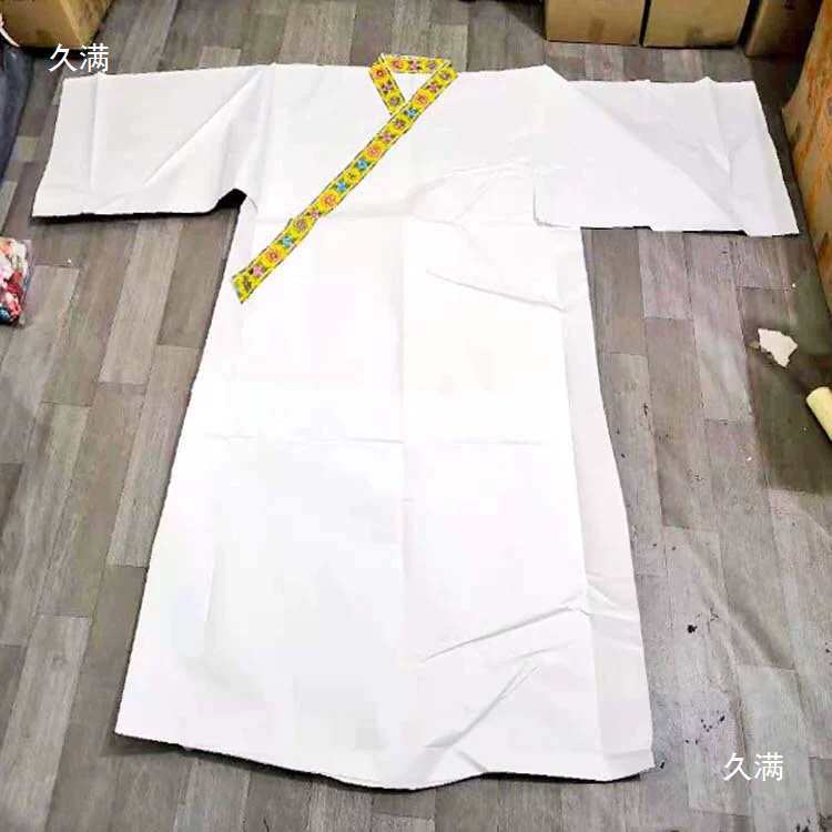 Chaoshan Festival Supplies Hats and Robes, Guanyin Robes, Paper Clothes, Robes, Year-End Repayment Paper Robes, Yellow Paper Robes