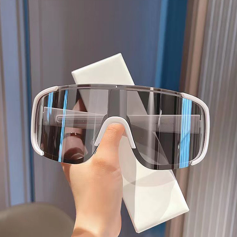 New Fashionable Outdoor Cycling Glasses, Snow Sunglasses, Bicycle Goggles, Large Frame Slimming Sunglasses, Ski Goggles