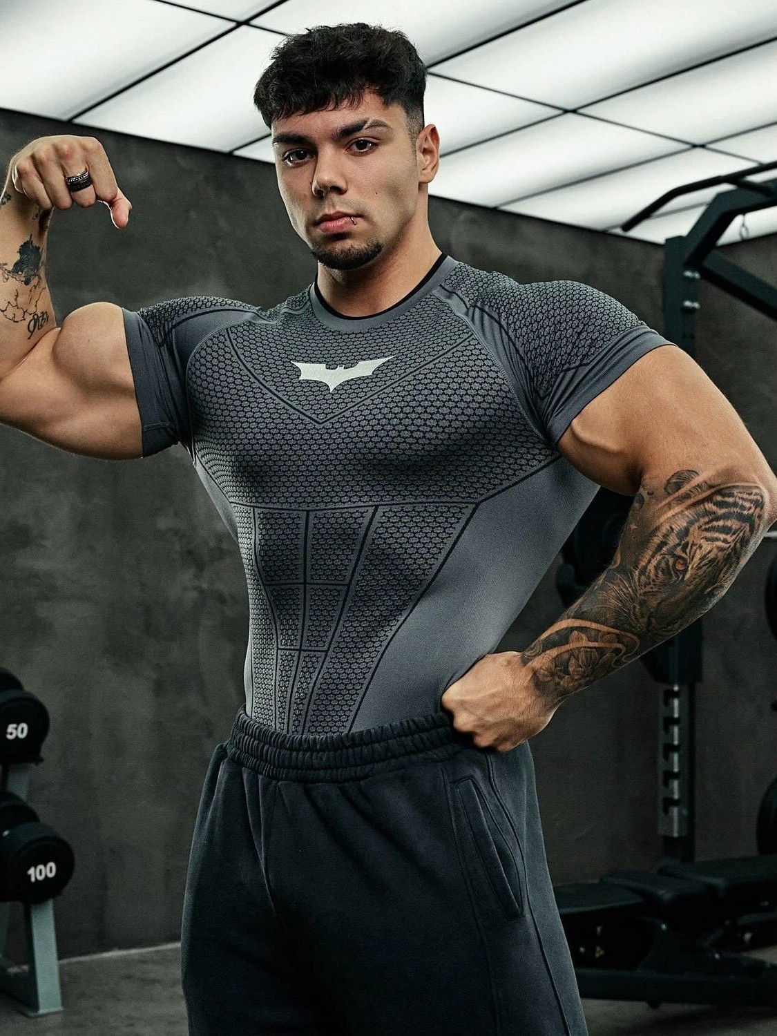 Youngla Co-Branded Batman New Men's Tight-Fitting T-Shirt Jogger Sports Fitness Running Training Quick-Drying Short-Sleeved Shirt