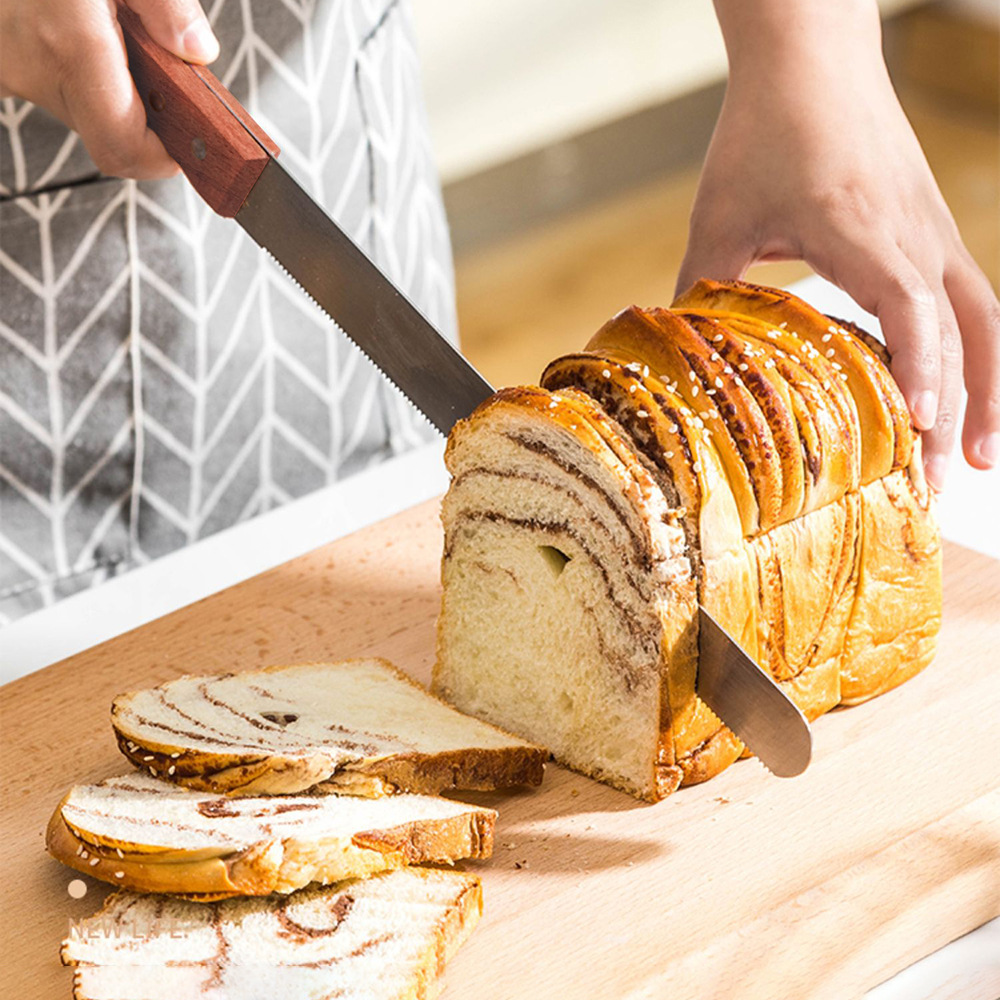 In-Stock Wooden Handle Stainless Steel Serrated Baking Bread Knife Multifunctional Coarse Grain Cake Toast Slicing Bread Knife