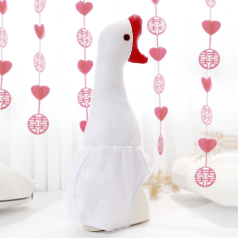 Wholesale wedding supplies new trick match game set goose spoof groom best Man Group game props set