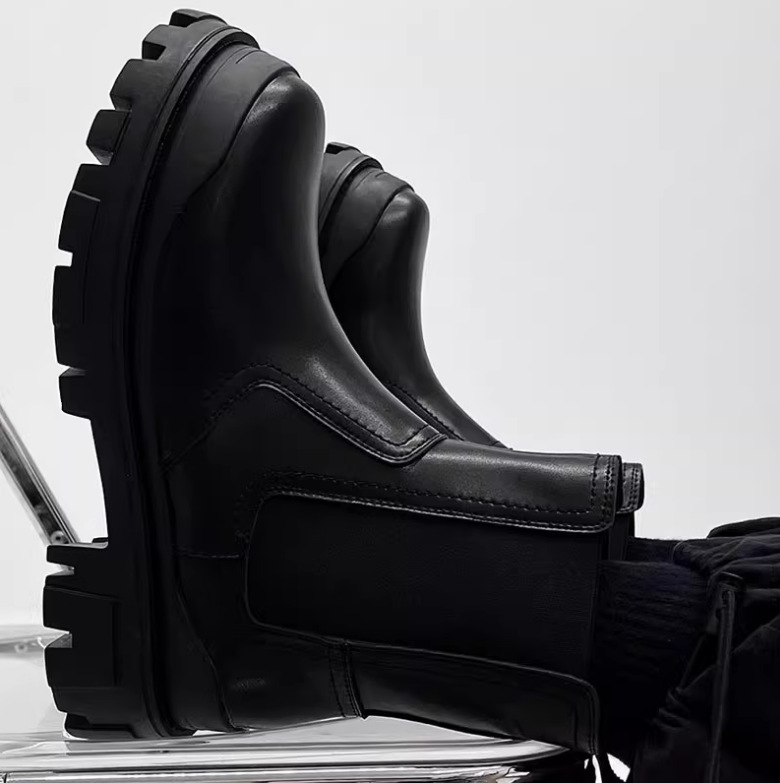 Paris thick-soled Martin boots British style black high-grade Chelsea boots men's trendy heightened leather mid-top cigarette boots