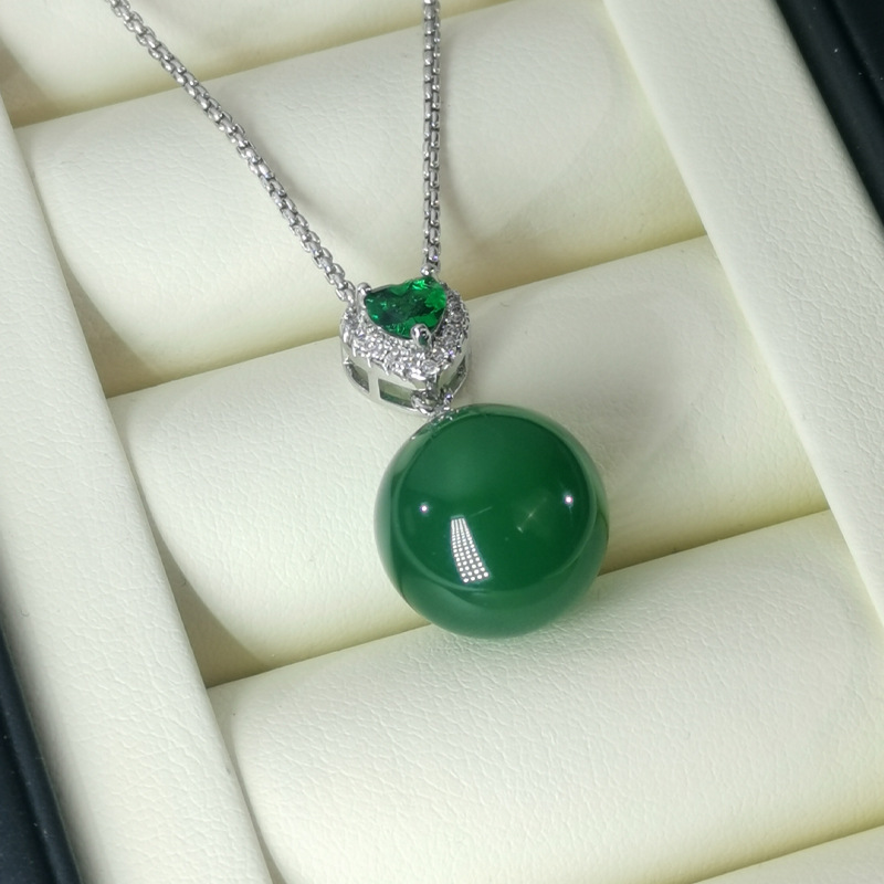 high quality round natural green chalcedony earrings Joker classic green chalcedony earrings factory wholesale fashion new