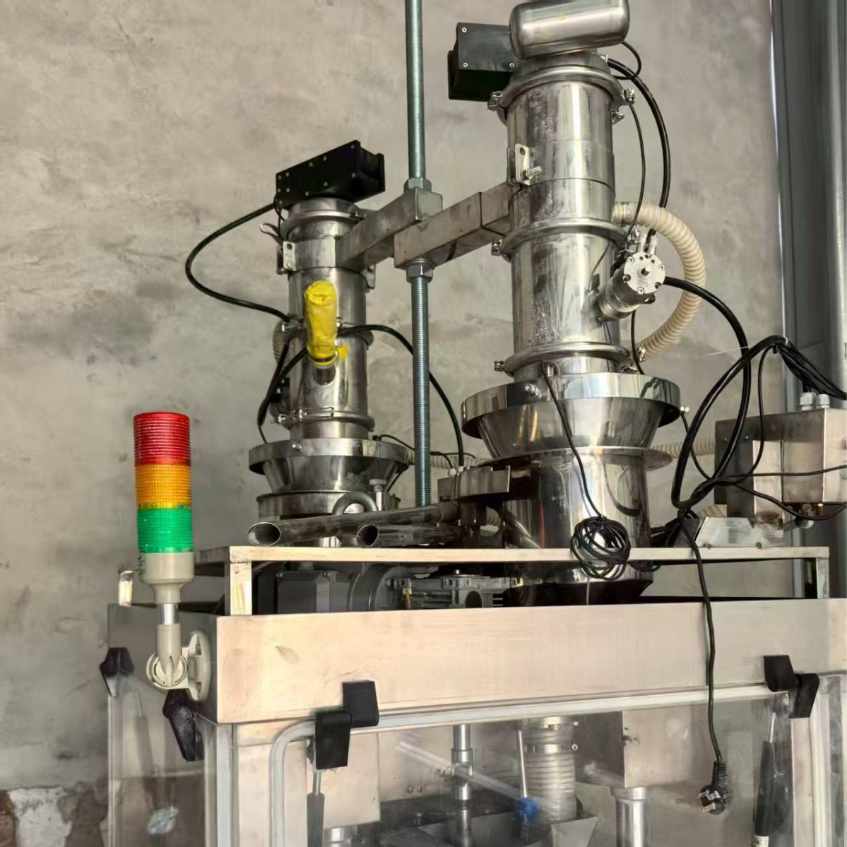 Used Rotary Tablet Press, Commercial Milk Tablet Press, Automatic Pharmaceutical Equipment, Traditional Chinese Medicine Powder Tablet Press Manufacturer