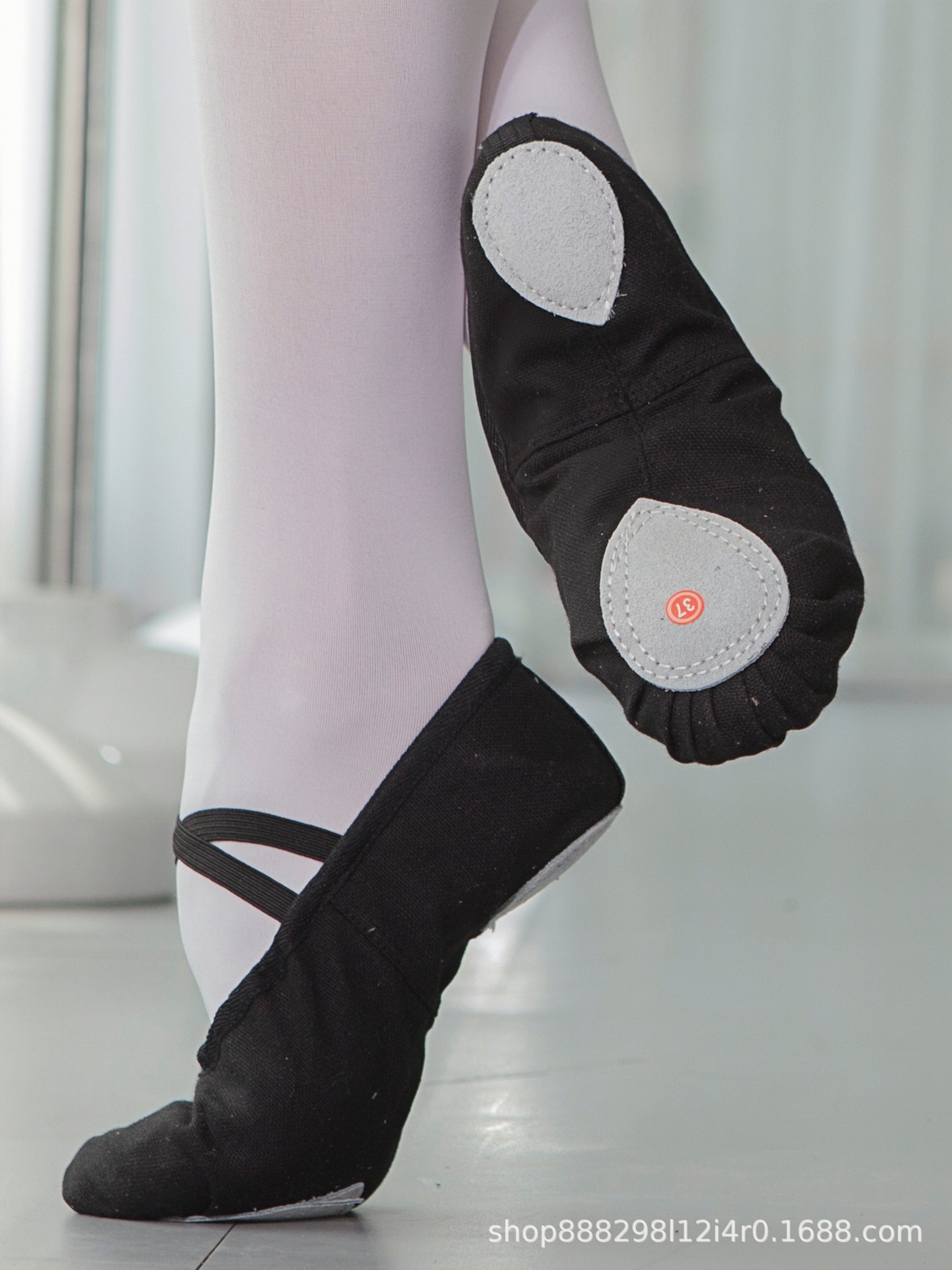 Dance Shoes for Girls and Adults Soft-Soled Chinese Dance Professional Ballet Practice Shoes for Girls Flesh-Colored Classical Dance Shoes