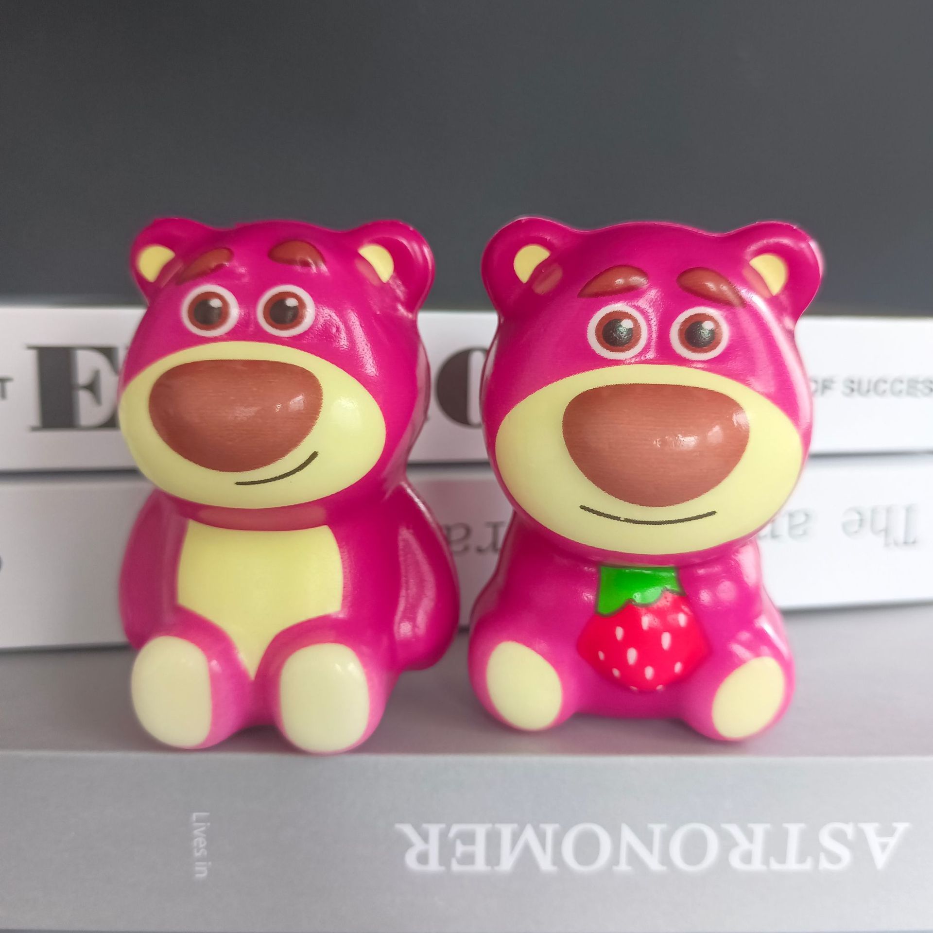 Explosions Strawberry Bear Decompression Pinch Le Decompression Toy Slow Rebound Wholesale Blind Box Bag Student Award Gift Stall