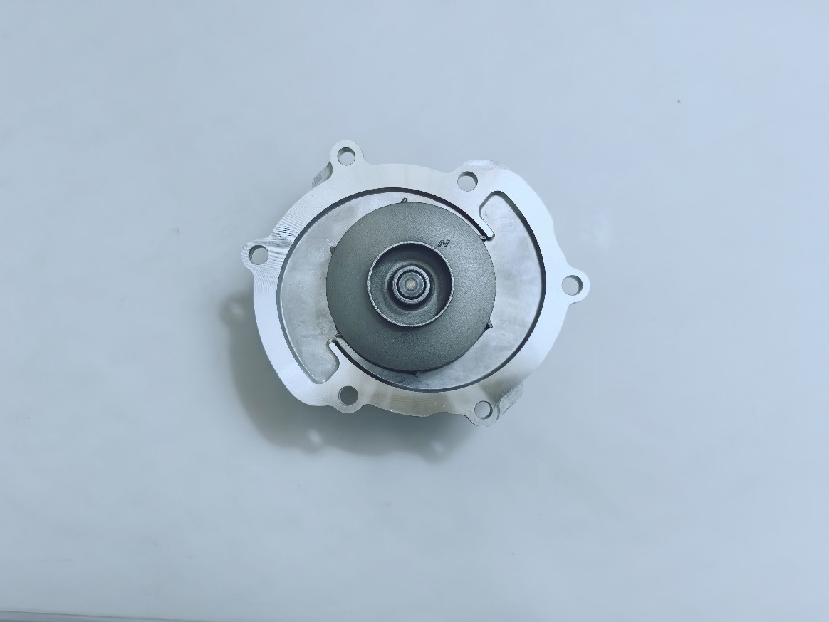 Suitable for Buick Cadillac Chevrolet Opel GMC Encore water pump assembly component 12657499