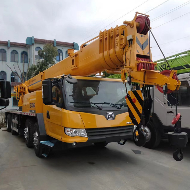 Installation of large rescue equipment with controllable lifting weight of more than 50 tons