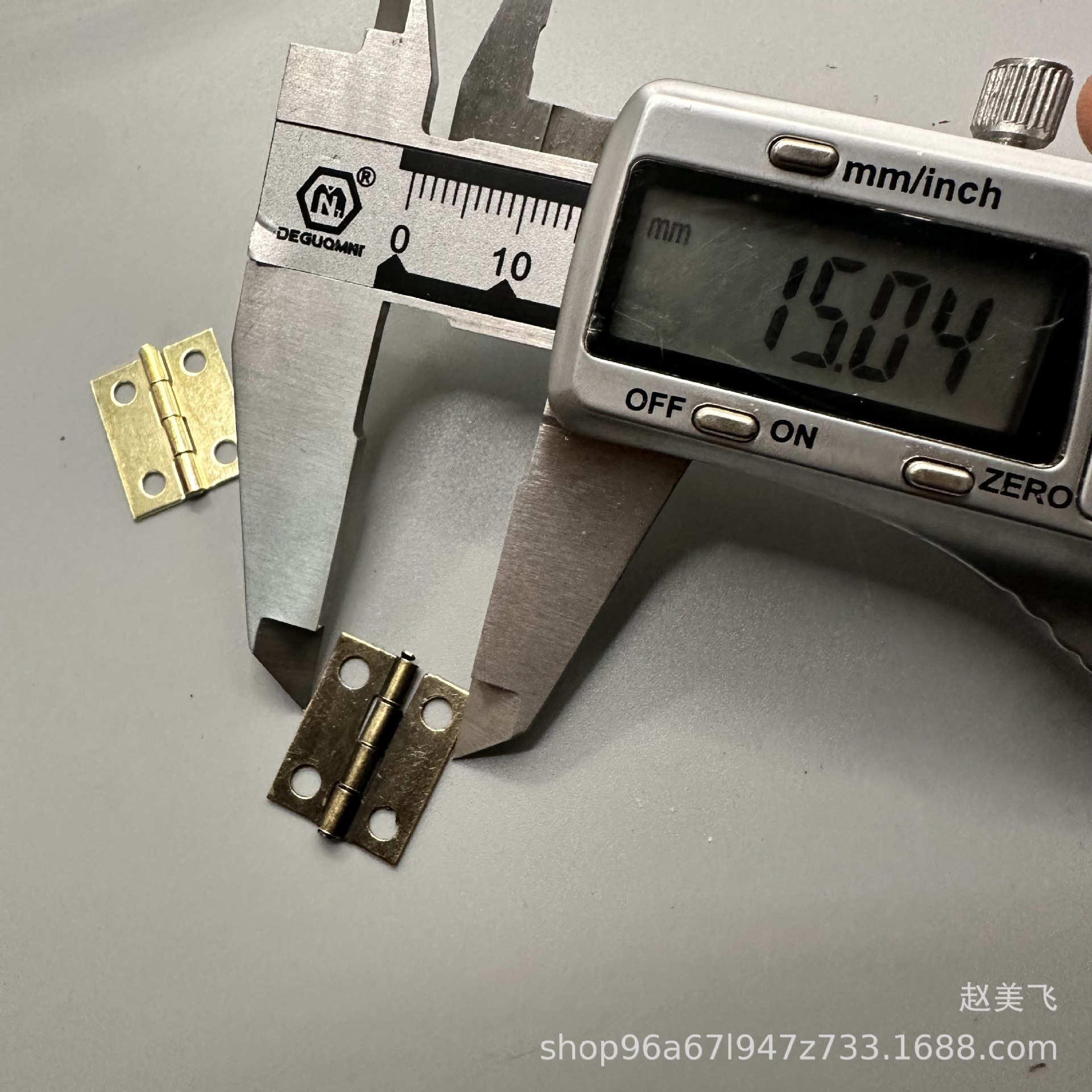 18*15mm Mini right angle hinge packaging box containing small hinge gift box hinge accessories wooden box flat hinge iron