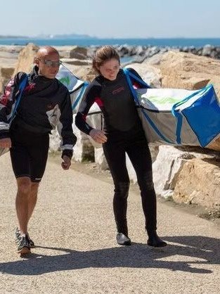 Miat Ten-Minute Assembly of a Portable Sailboat That Can Be Assembled in Ten Minutes - Miat Guppy