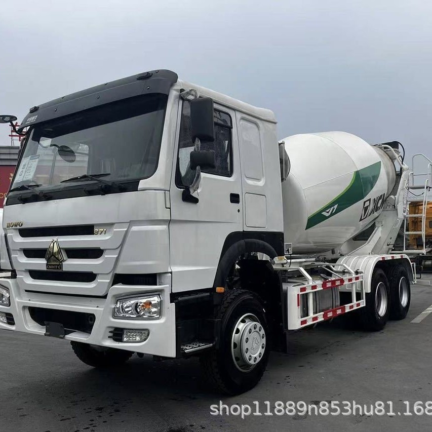 Used Sinotruk Howo 10 Cubic Meter 12 Cubic Meter Concrete Mixer Truck Howo Commercial Concrete Tank Truck Is Being Exported to Central Asia