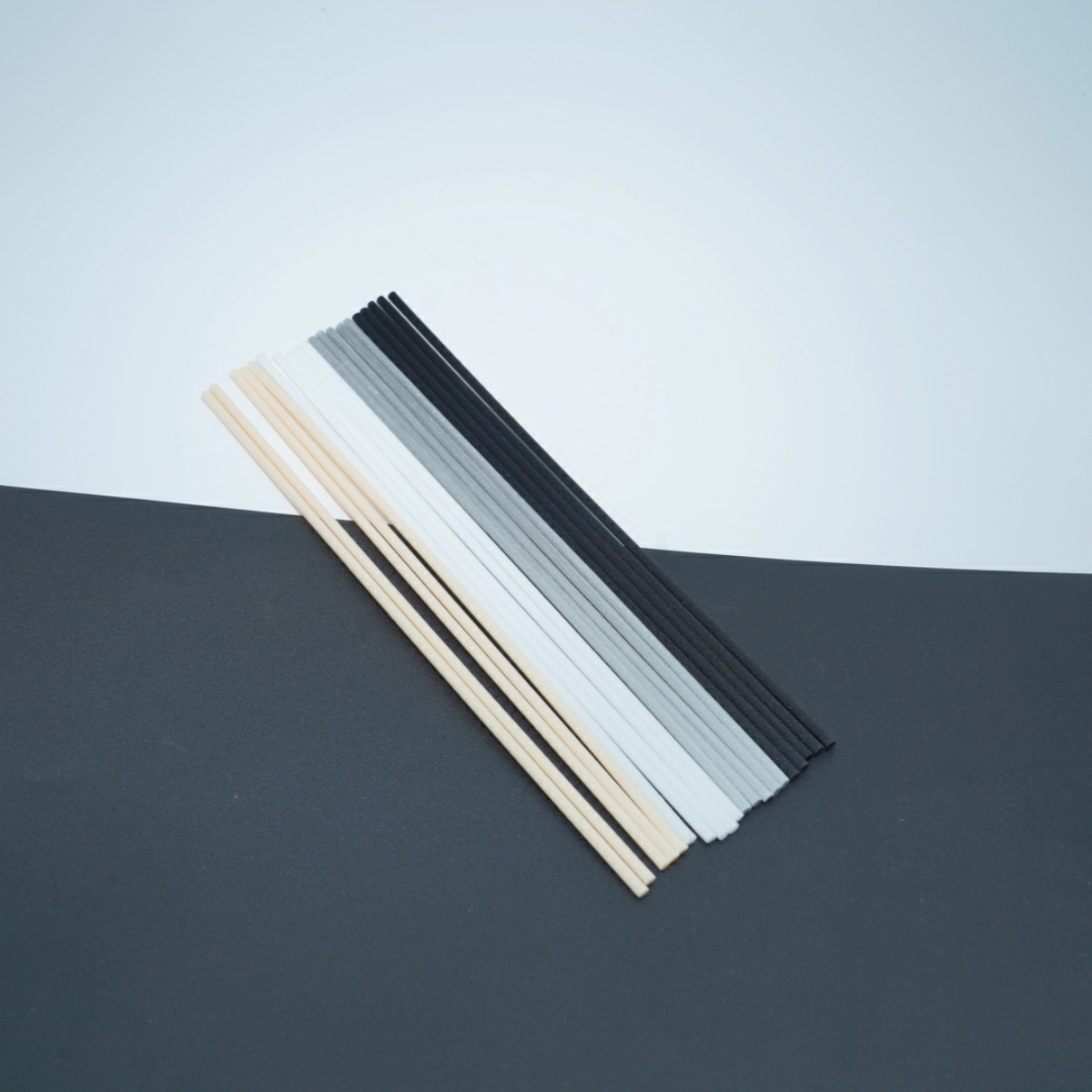 Source manufacturers non-fire aromatherapy fiber fragrance expansion foreign trade diffusion rod aromatherapy rod car aromatherapy ornaments