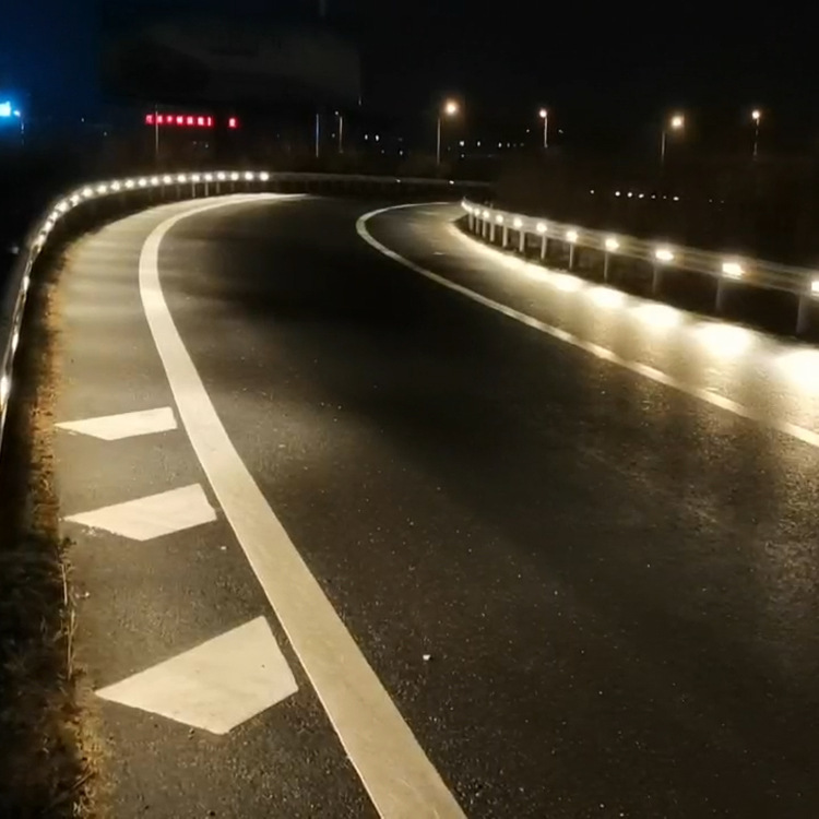 Highway Low-Level Lighting High Light Efficiency Anti-Glare Led Low-Altitude Lighting New Guide Guardrail Light