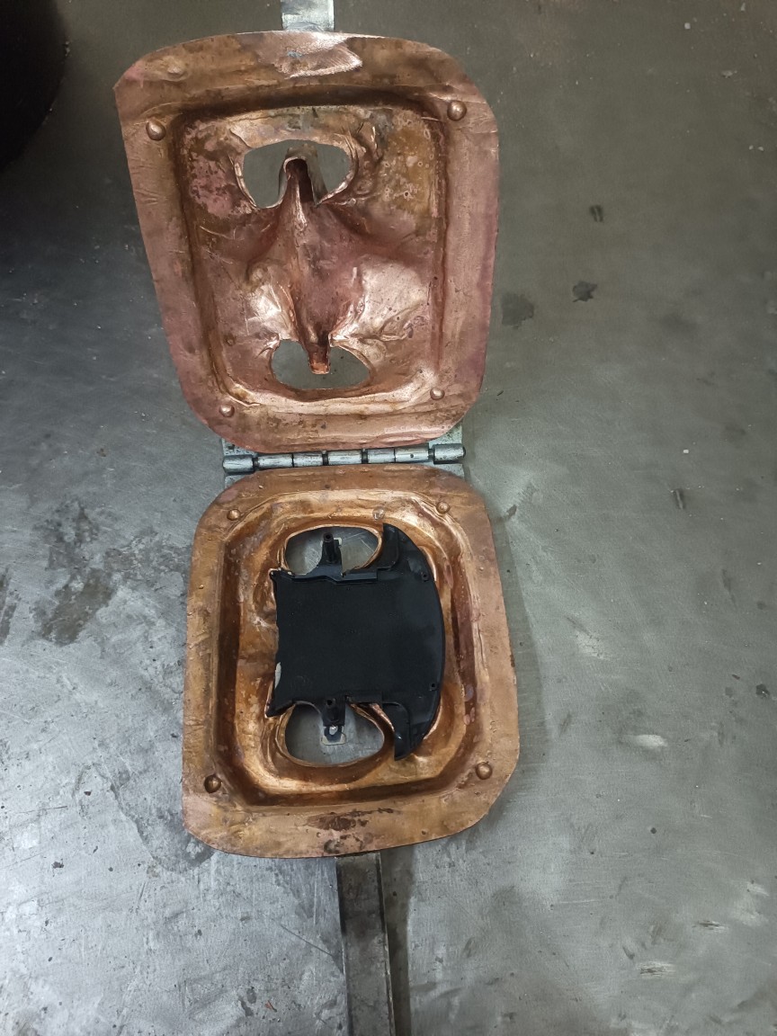 Manufacturers Undertake Various Spray-Painted Copper Mold Manufacturing, Enamel Toys Spray-Painted Copper Molds, Spray-Painted Mold Spray-Painted Fixtures