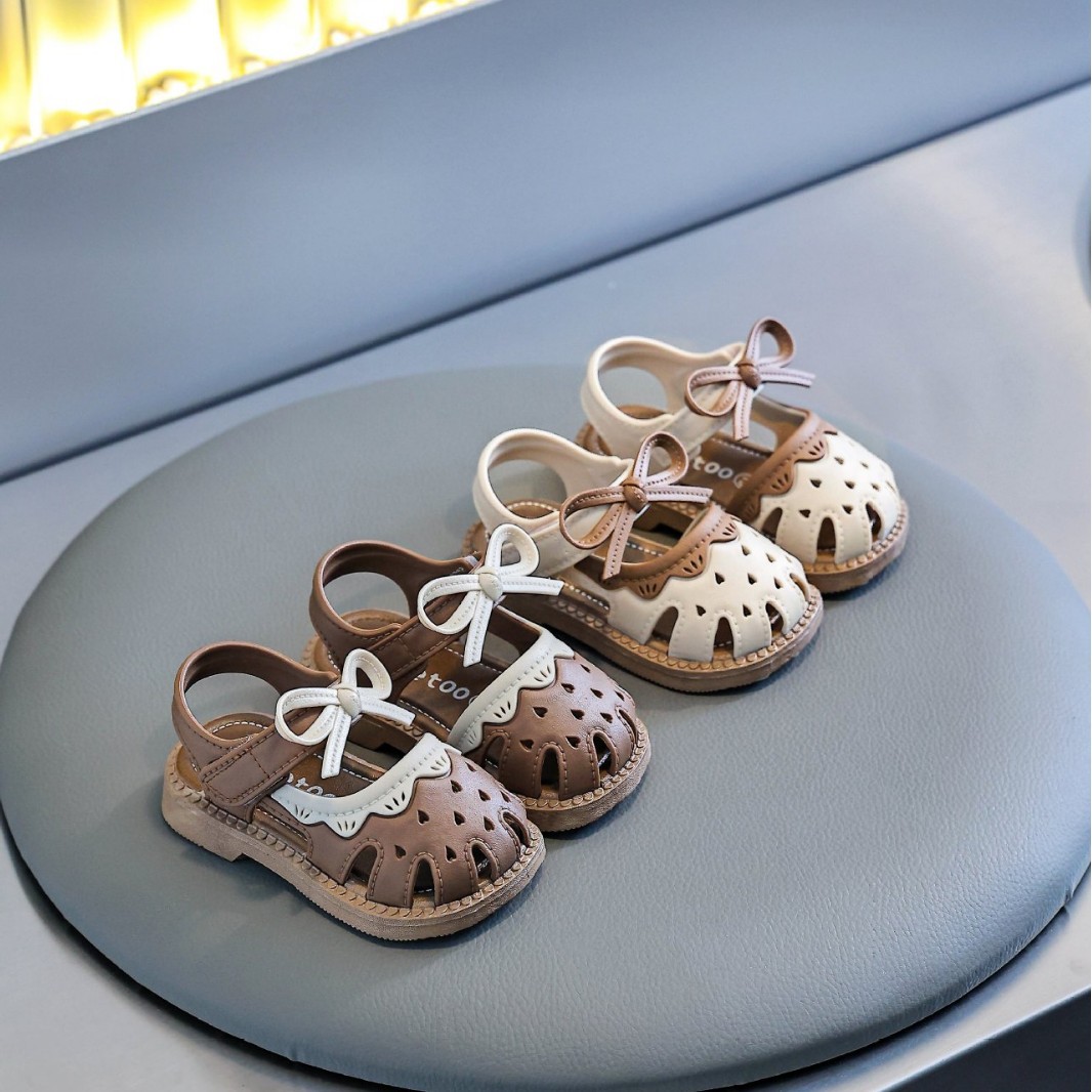 Girls' Toe Sandals 2025 Summer New Baby Soft Sole Toddler Shoes Baby Toddler Princess Sandals Wholesale