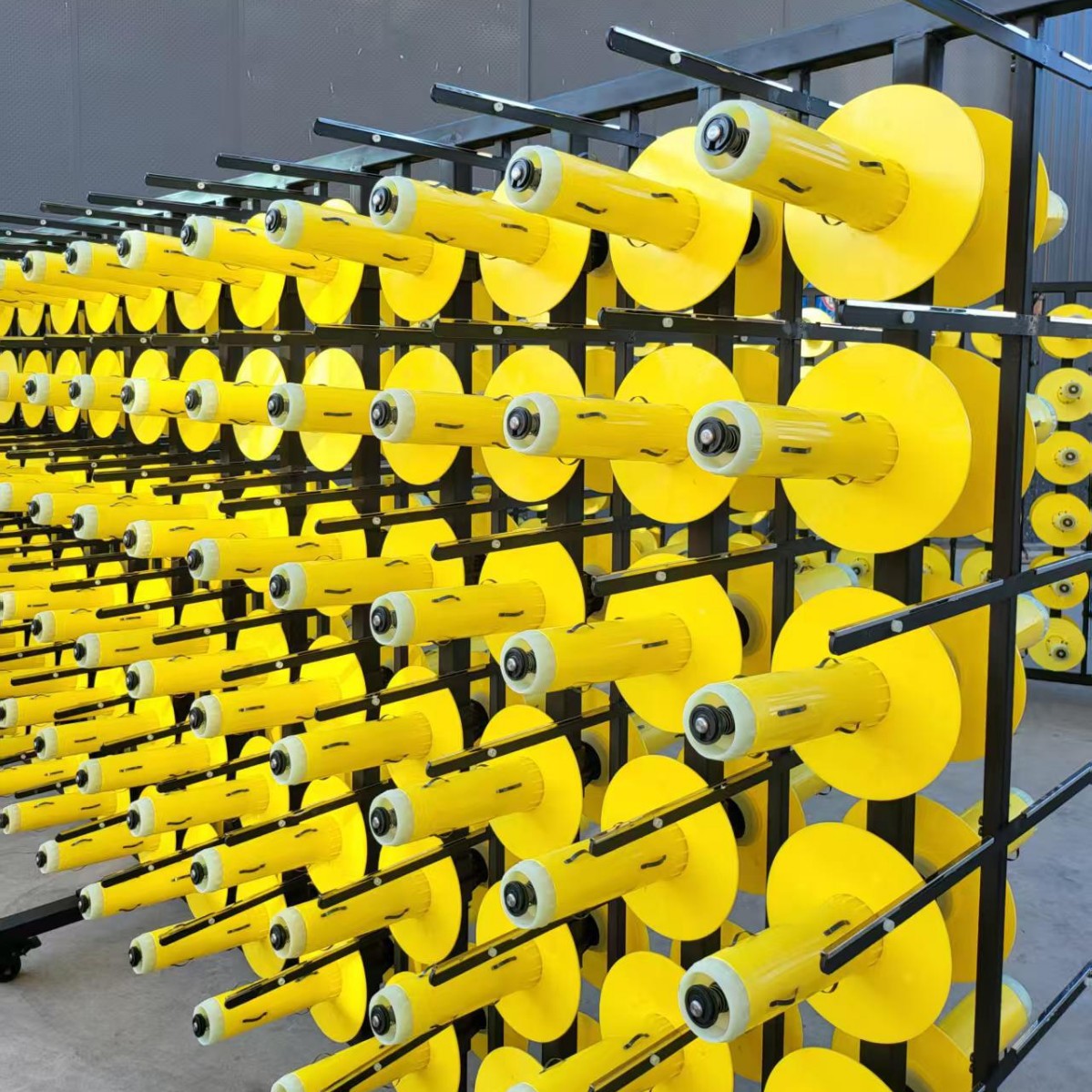 Carbon fiber creel 8KG carbon silk increased cylinder pitch tension creel tensile force release rack creel creel