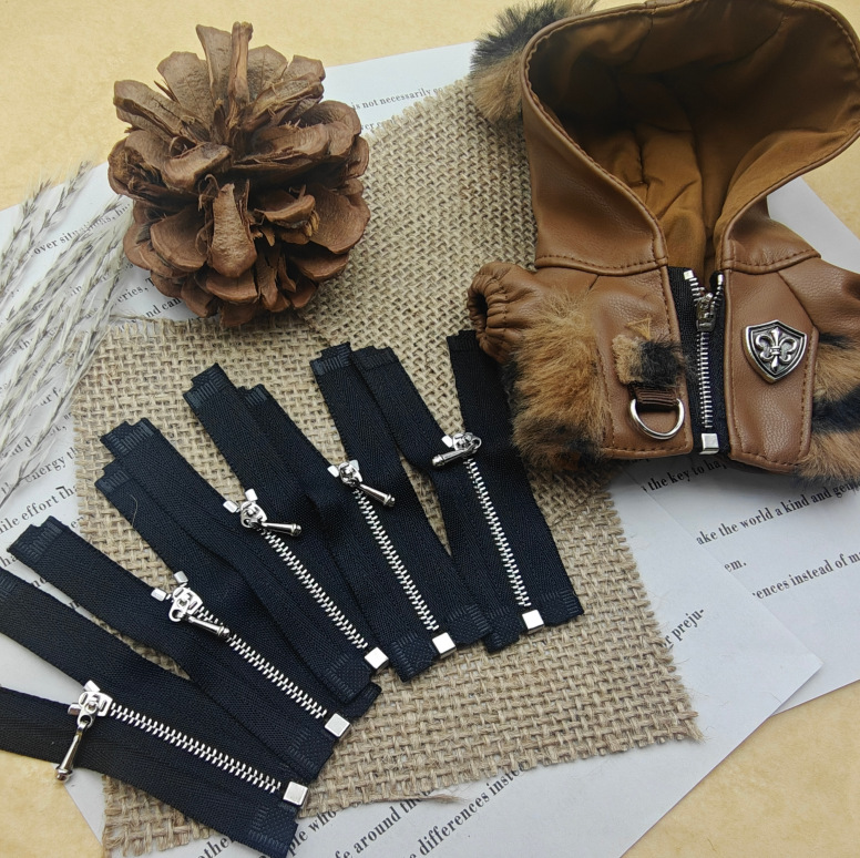 № 0 Молния Металлическая Открытая маленькая молния для игрушек Молния для одежды кукол Тонкая зубчатая маленькая молния для одежды кукол