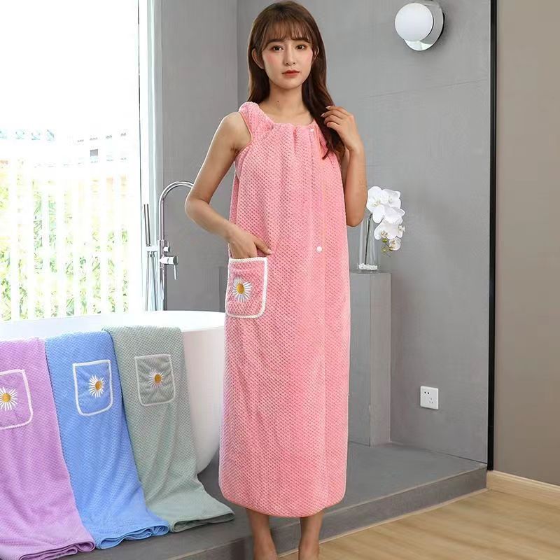 Bath Skirt Enlarged and Longed Coral Velvet Pineapple Plaid Can Be Wrapped and Wearable Bath Towel Women's Suspender Bath Towel Robe Vest Bath Towel Skirt