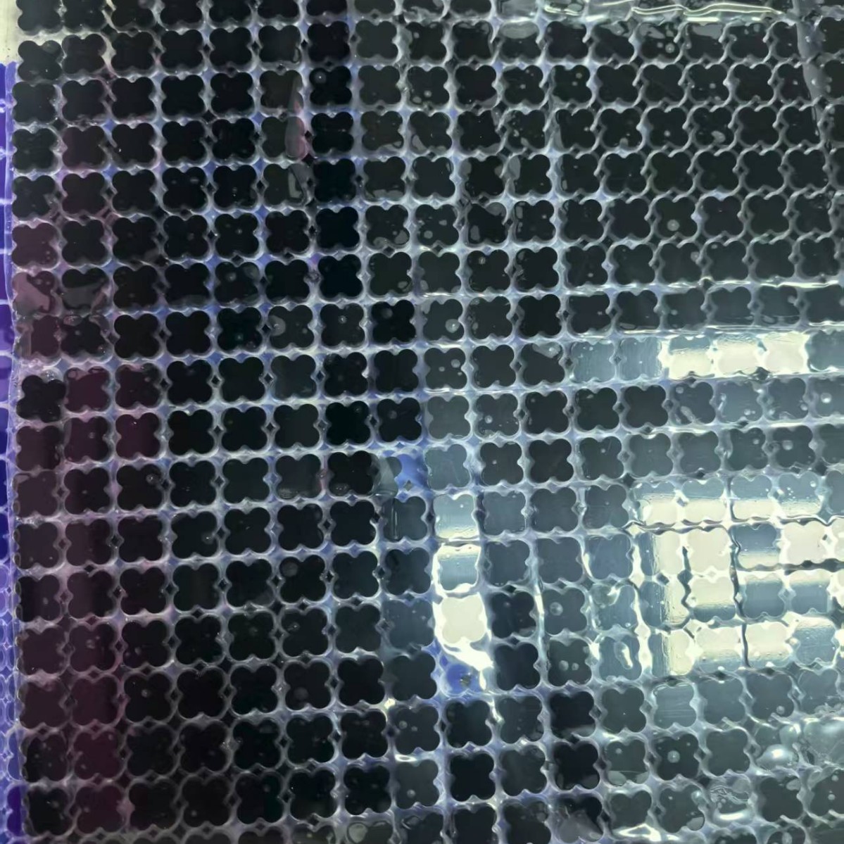 Оптовая бижутерия из камней Браслет Аксессуары Акриловый четырехлистный клевер Неплотные камни DIY Аксессуары Красный агат Черный агат