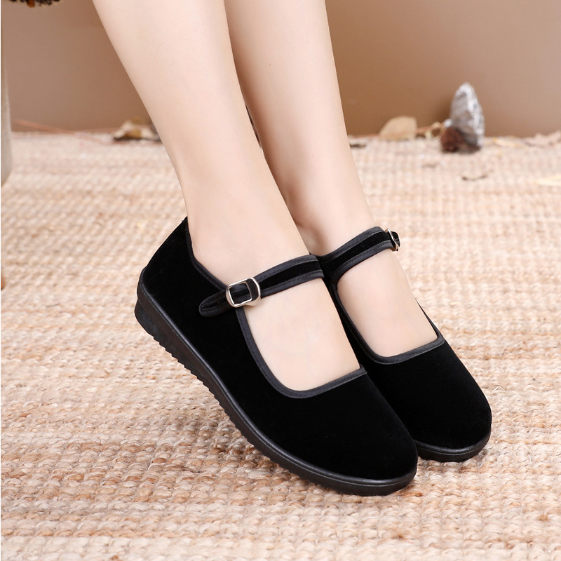 Old Beijing Cloth Shoes for Women, Flat Non-Slip Hotel Work Shoes, Dance Shoes, Casual Shoes, Black One-Strap Cloth Shoes Wholesale