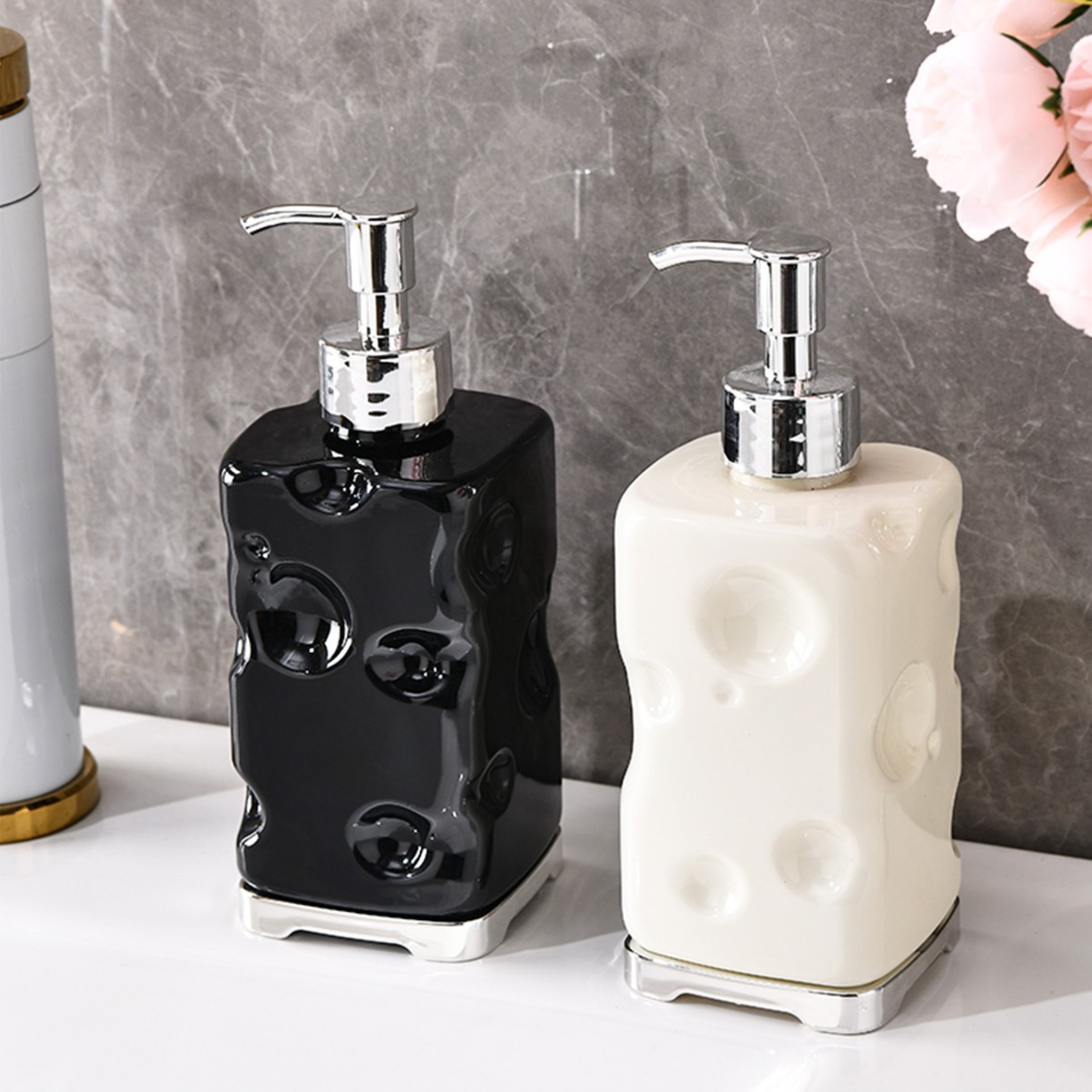 Bathroom Shower Gel Dispensing Bottle Home Gift Bathroom Supplies Corrugated Cheese Shower Gel Bottle Hand Sanitizer Bottle