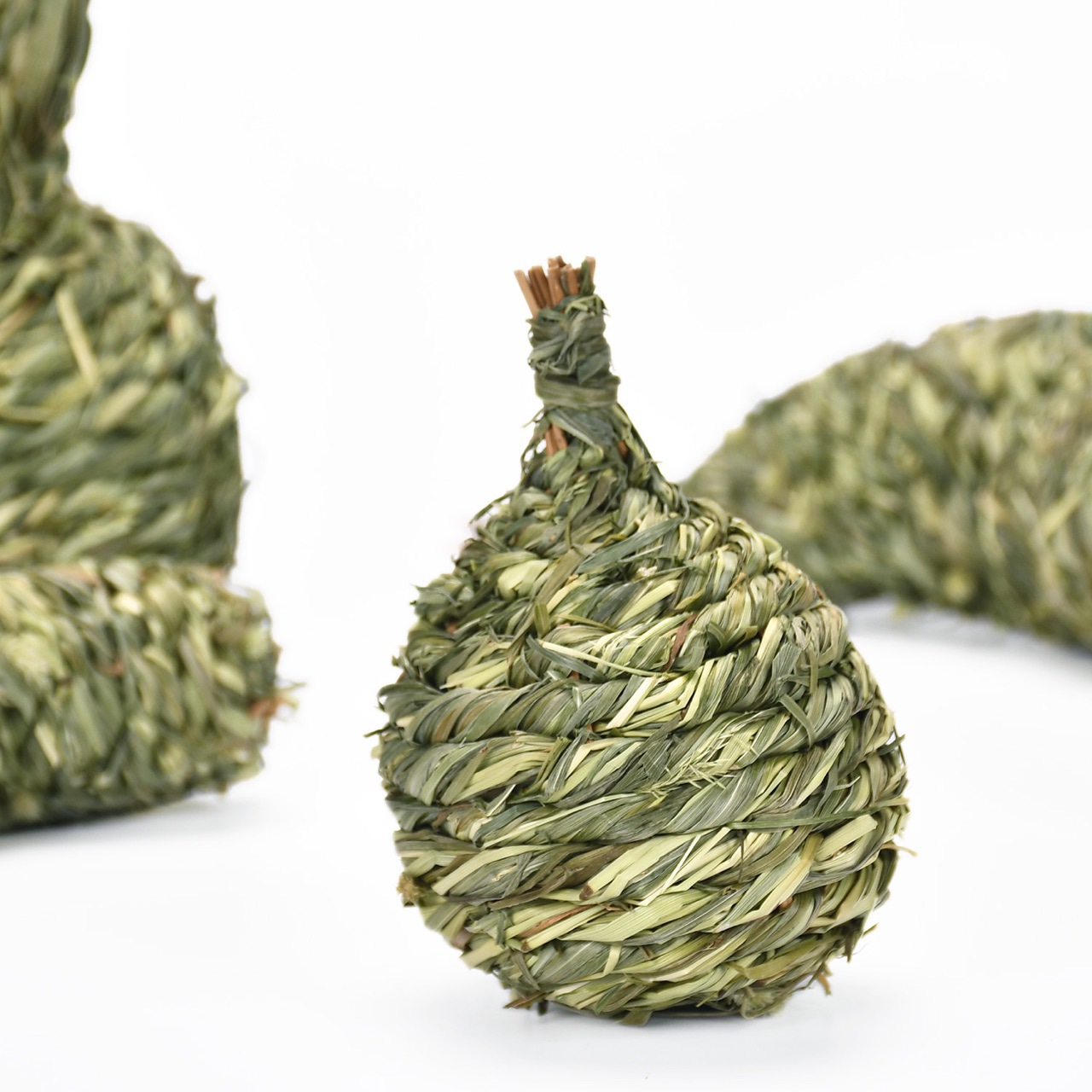 Exotic Pet Rabbit Boredom Relief Toys Timothy Weaving Pet Supplies Hamster Chinchilla Guinea Pig Chewing Molar Snacks